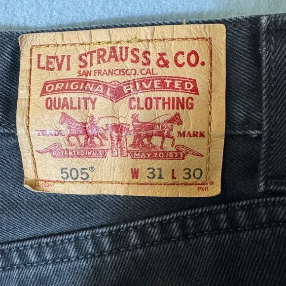 Levis 505 Regular Fit Jeans Mens 31x30 Faded Black Straight Leg Denim - Picture 3 of 8